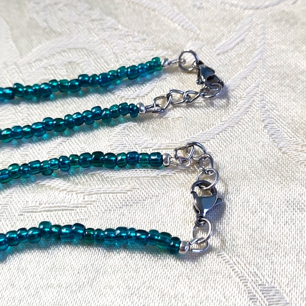 Stylish Blue & Teal Footless Sandals! - Picture 4 of 4